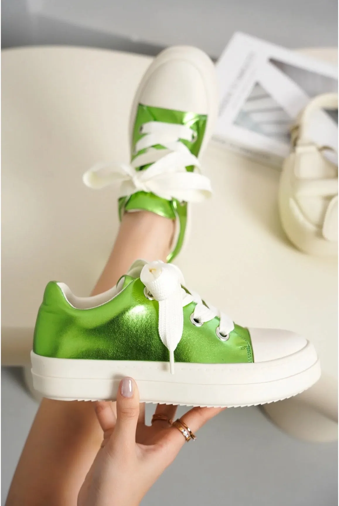 Heath....Low Top Sneakers